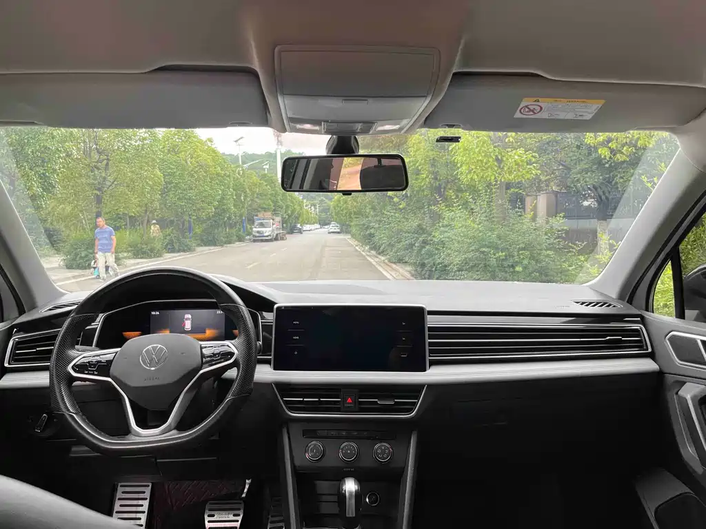 Volkswagen Tiguan L 2022 — фото 25