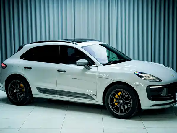 Porsche Macan 2022