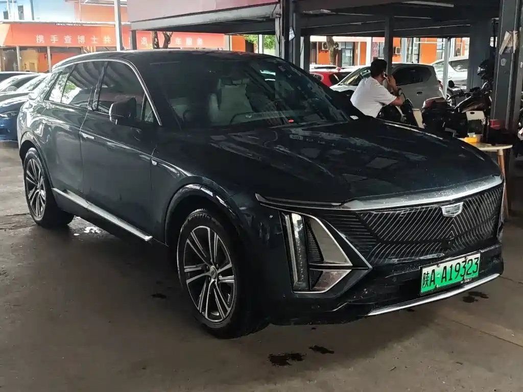 Cadillac Lyriq 2023