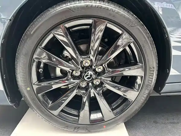 Mazda 3 Axela 2023