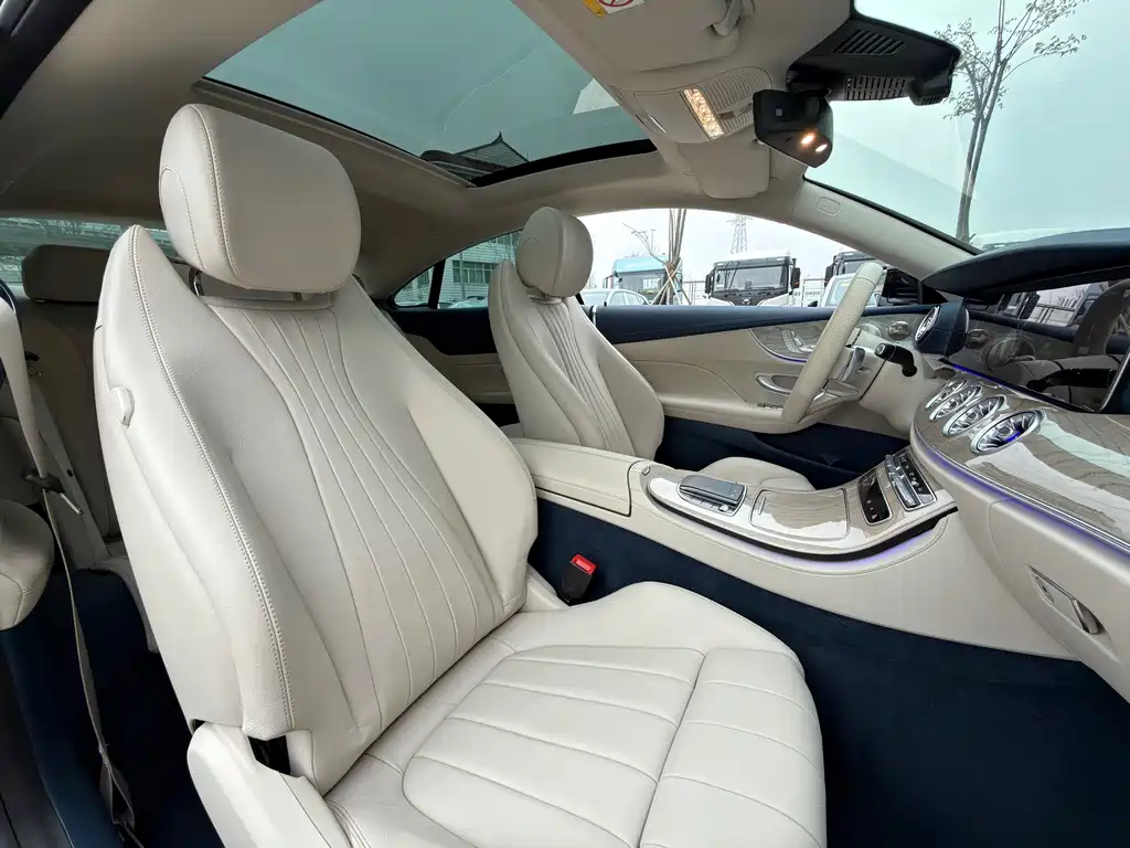Mercedes-Benz E-Class 2024 — фото 14