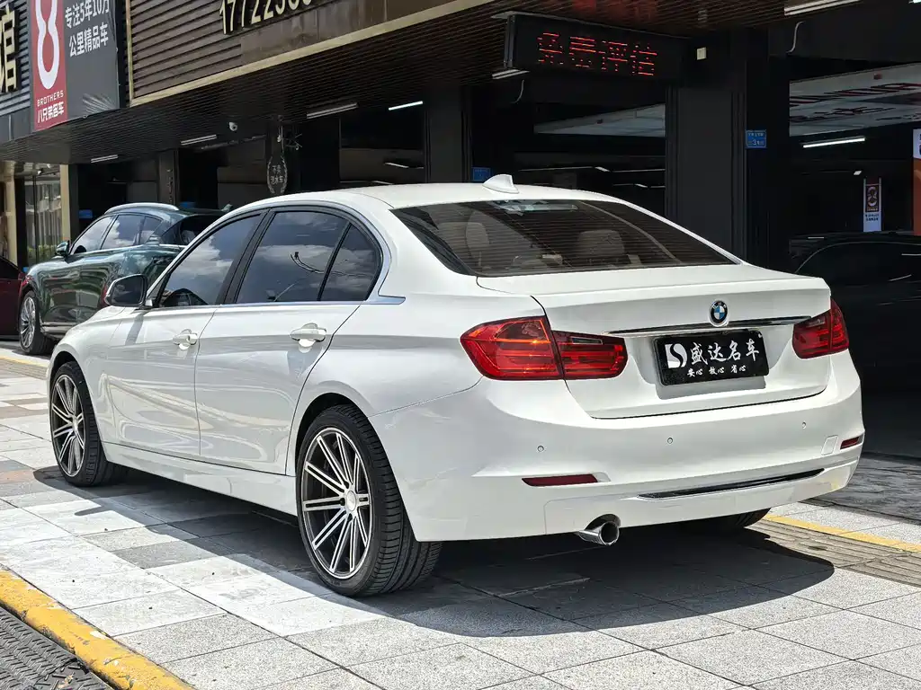 BMW 3 Series 2013