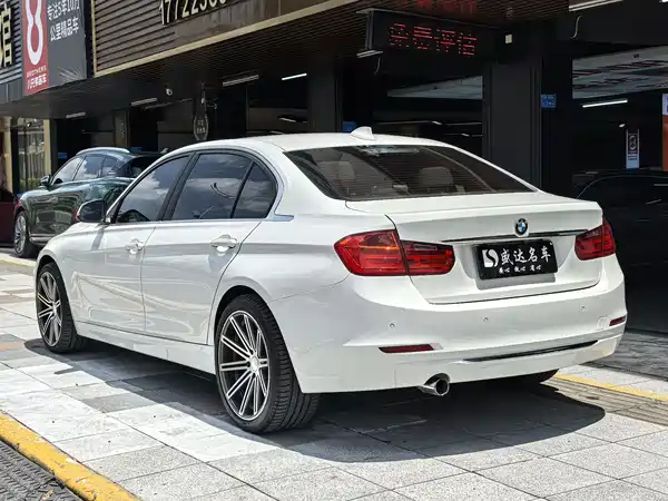 BMW 3 Series 2013