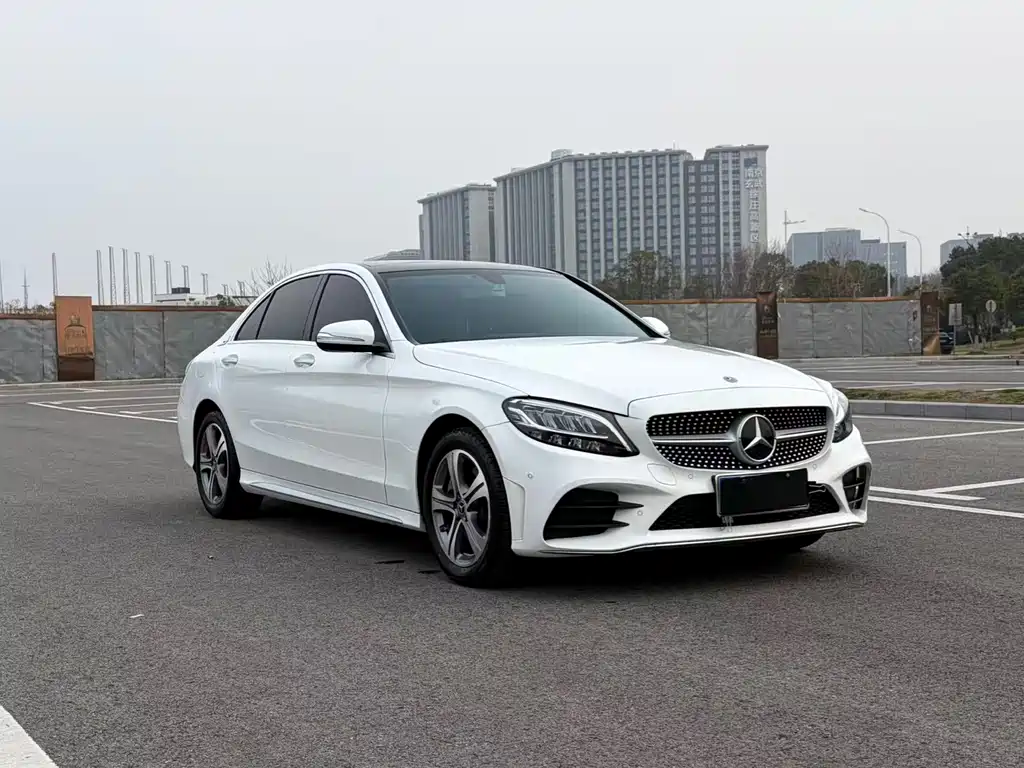 Mercedes-Benz C-Class 2020 — фото 3