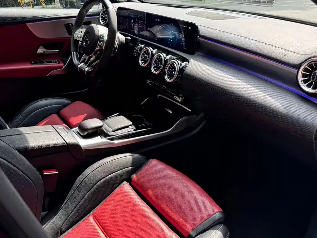 Mercedes-Benz A-Class AMG 2021 — фото 5