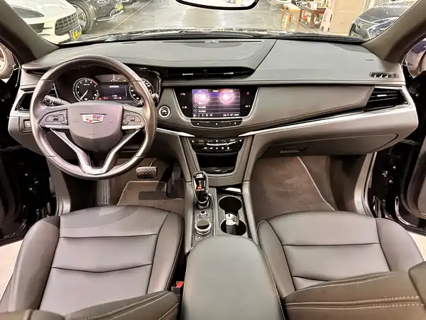 Cadillac XT6 2020
