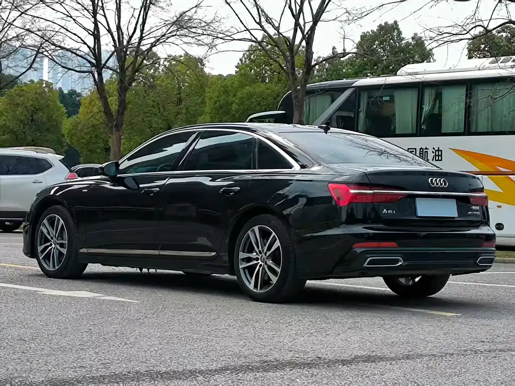 Audi A6L 2021 — фото 10