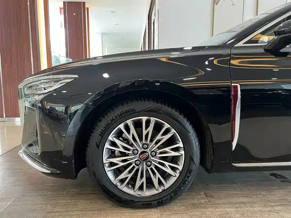 Hongqi H5 2022
