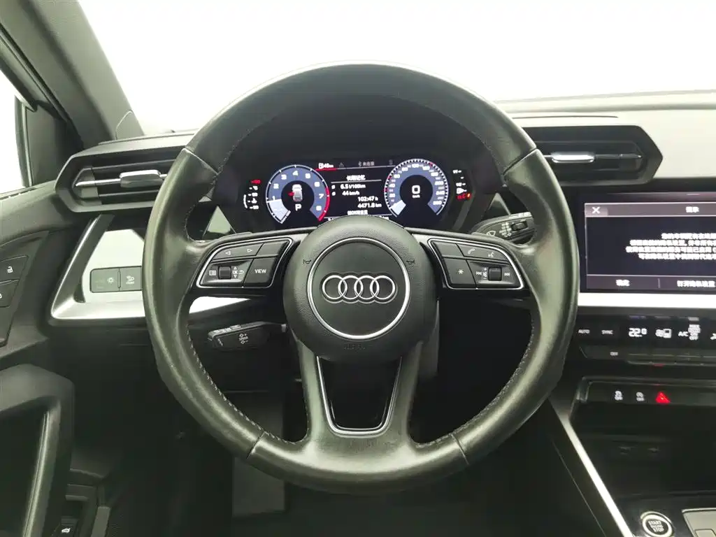 Audi A3 2021 — фото 11