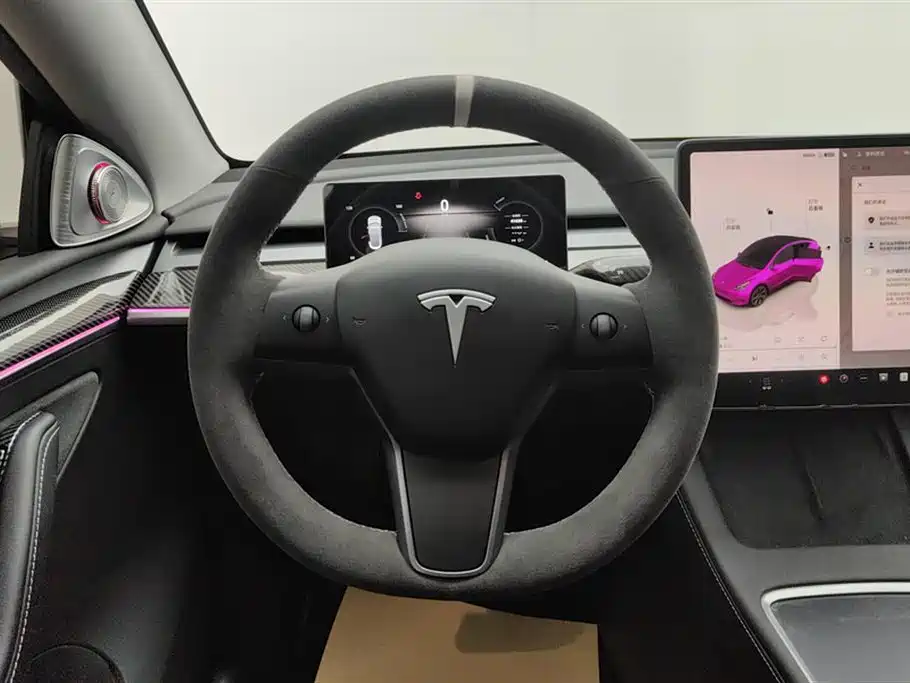 Tesla Model Y 2024 — фото 15