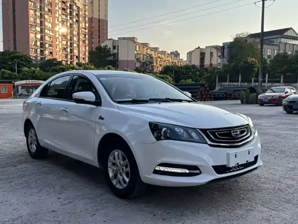 Geely Emgrand 2017
