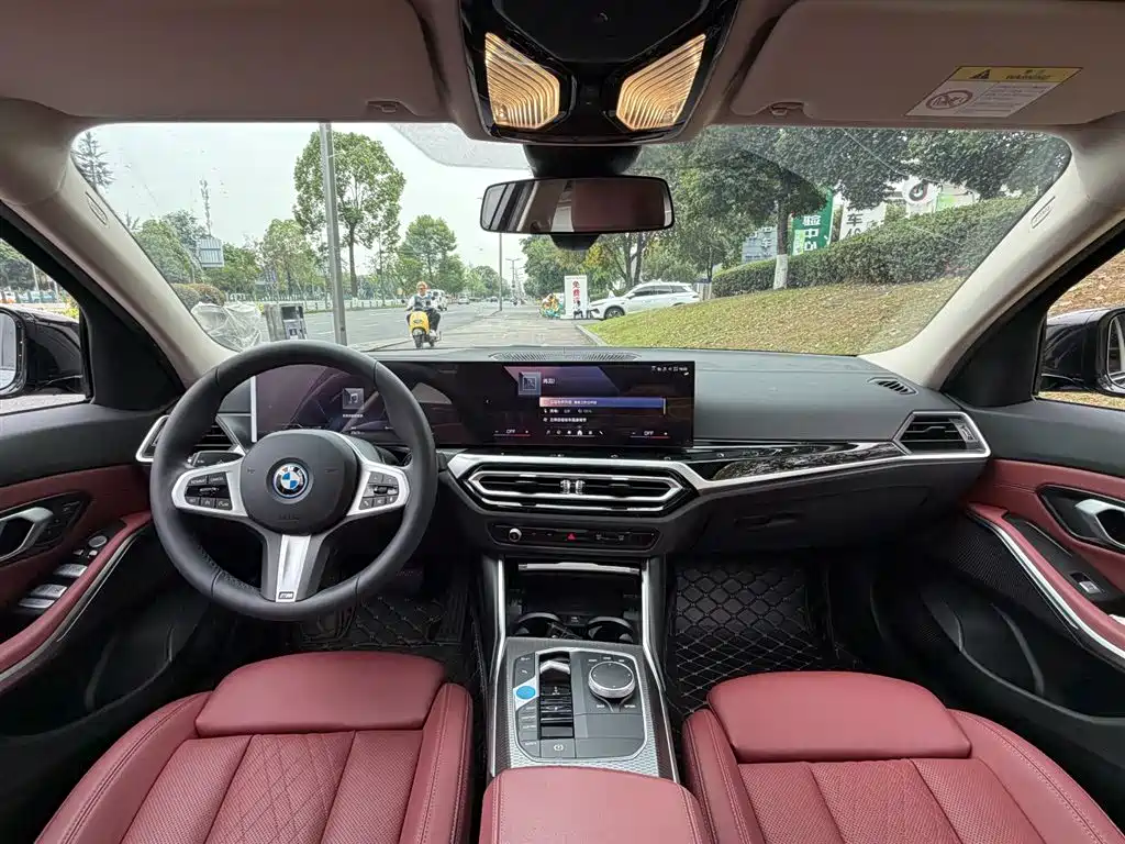BMW i3 2024 — фото 11