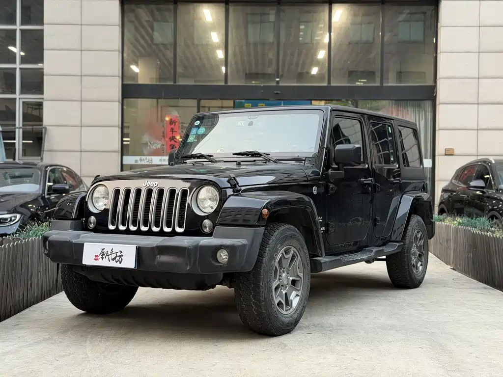 Jeep Wrangler 2017 — фото 1
