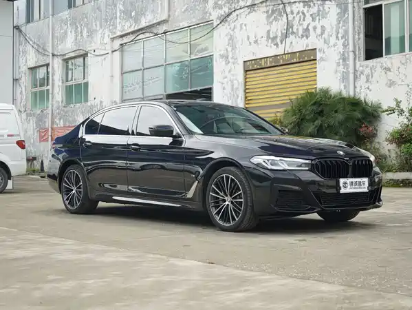 BMW 5 Series 2023