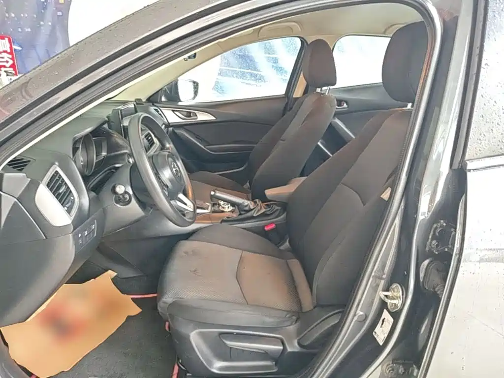 Mazda 3 Angkesela 2019 — фото 15
