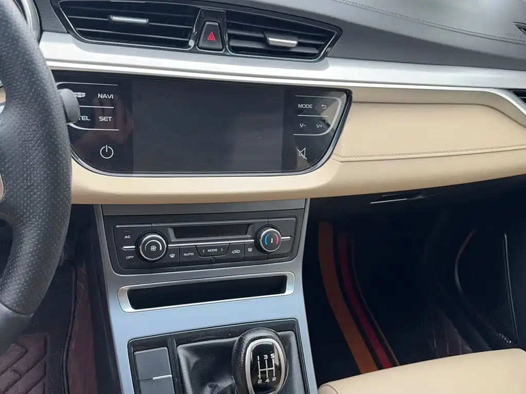 Geely Emgrand 2018