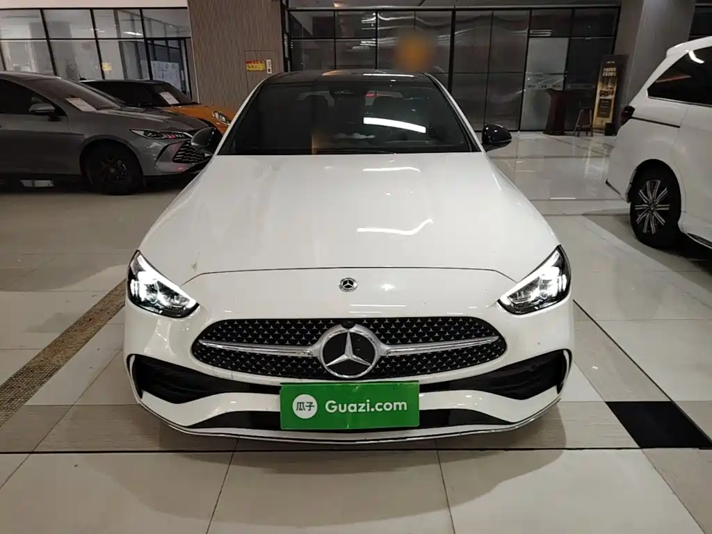 Mercedes-Benz C-Class 2023