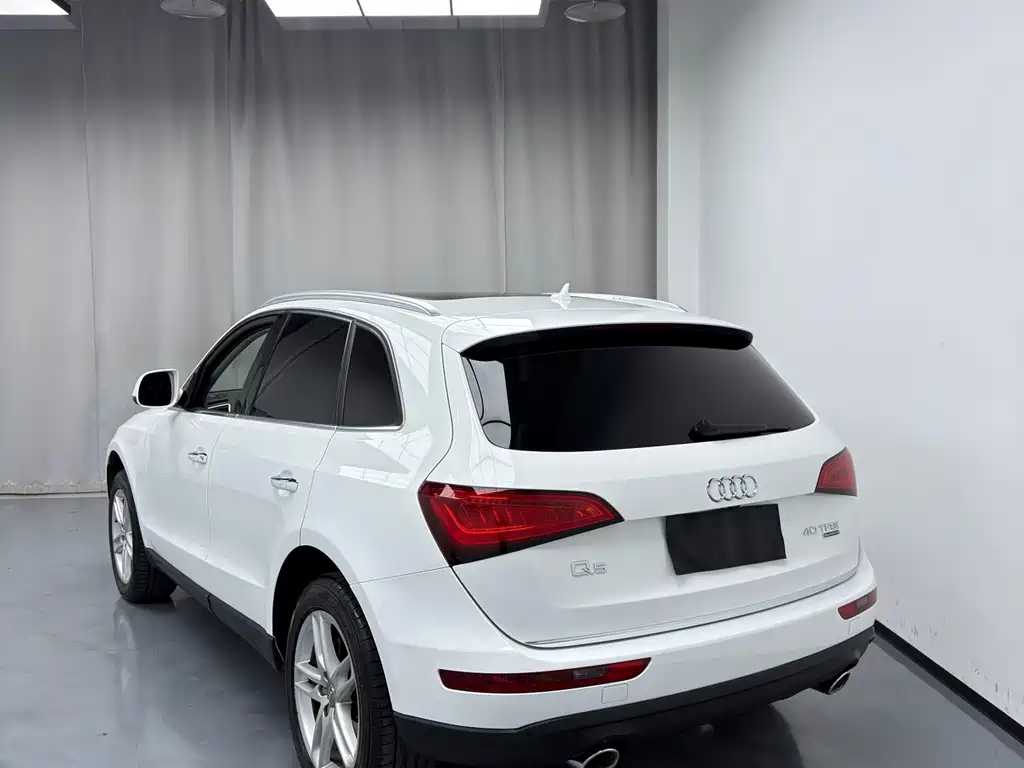 Audi Q5 2017 — фото 5