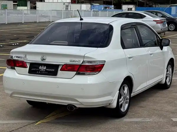 Everus S1 2012