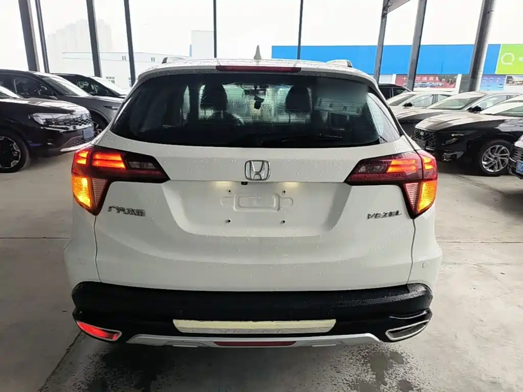 Honda Vezel 2016