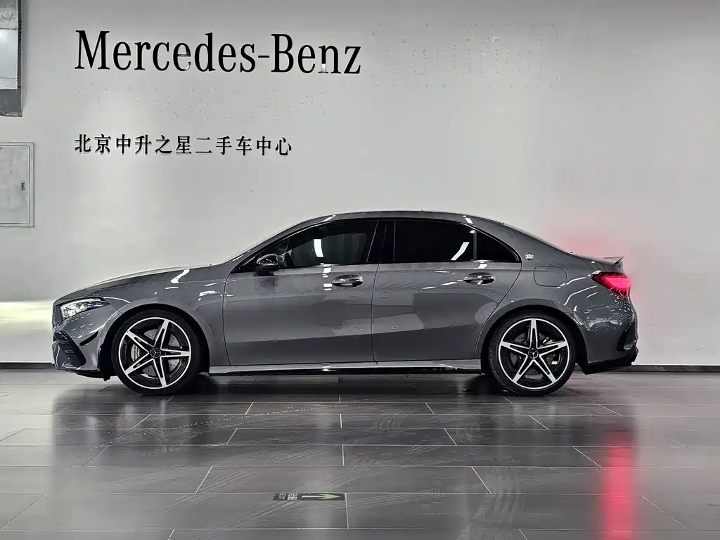 Mercedes-Benz A-Class AMG 2026 — фото 15