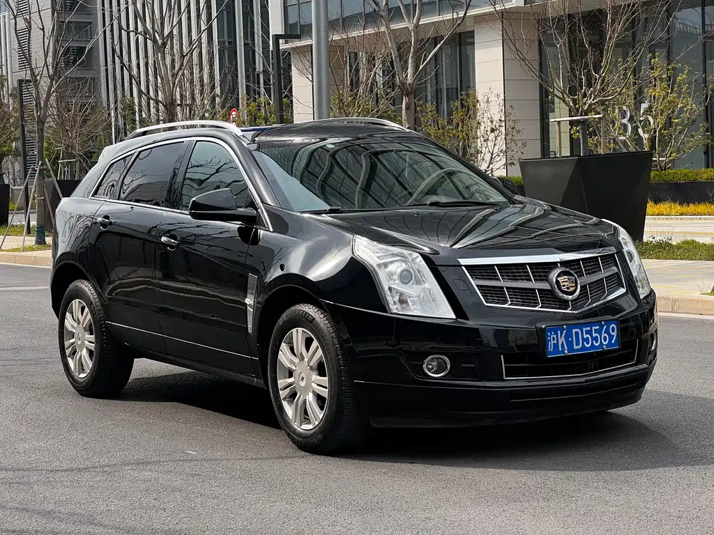 Cadillac SRX 2010 — фото 3