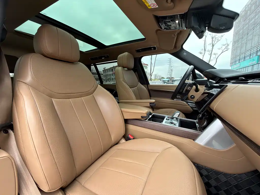 Land Rover Range Rover 2023 — фото 16