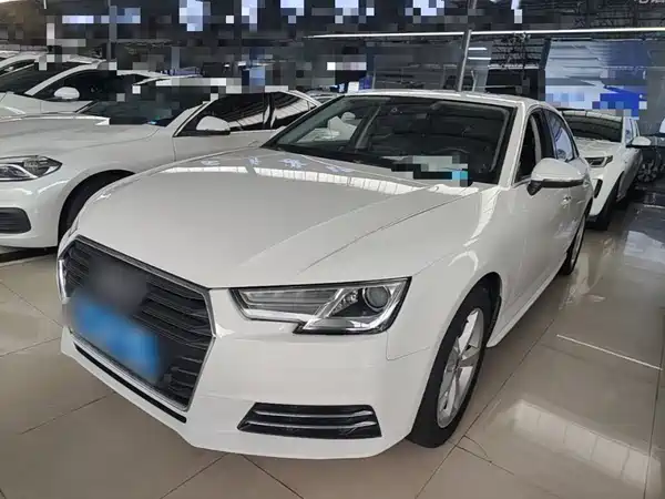 Audi A4L 2019