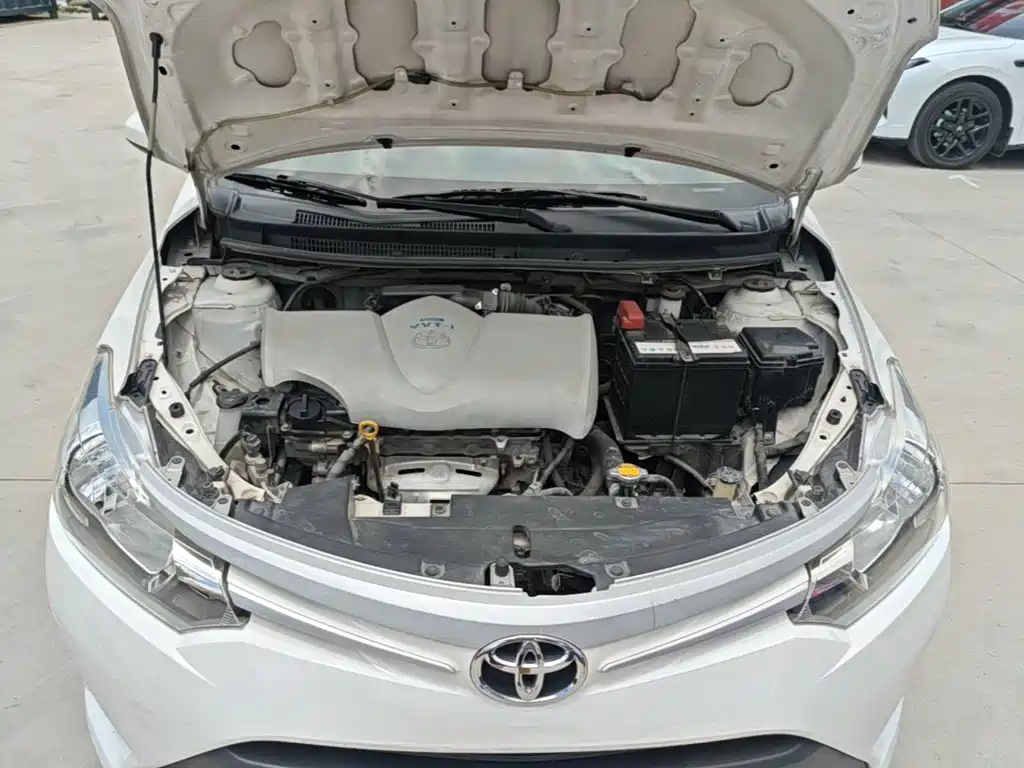 Toyota Vios 2015 — фото 20