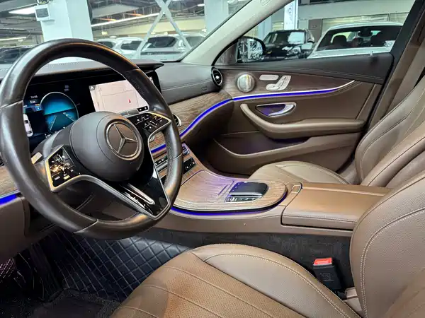 Mercedes-Benz E-Class 2023
