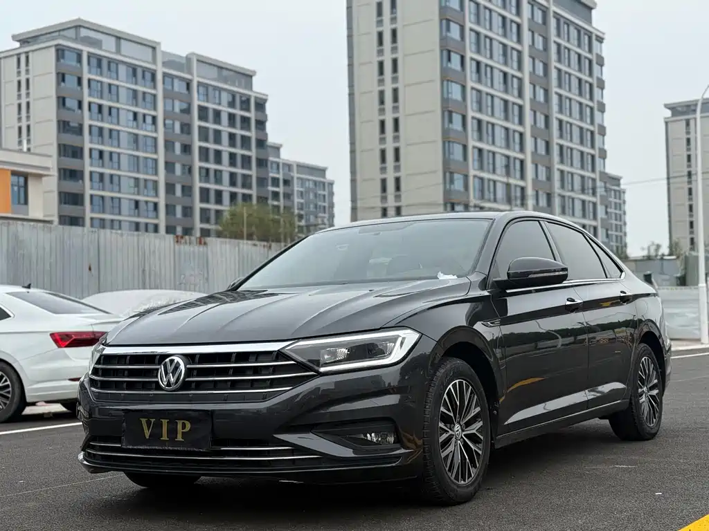 Volkswagen Sagitar 2019