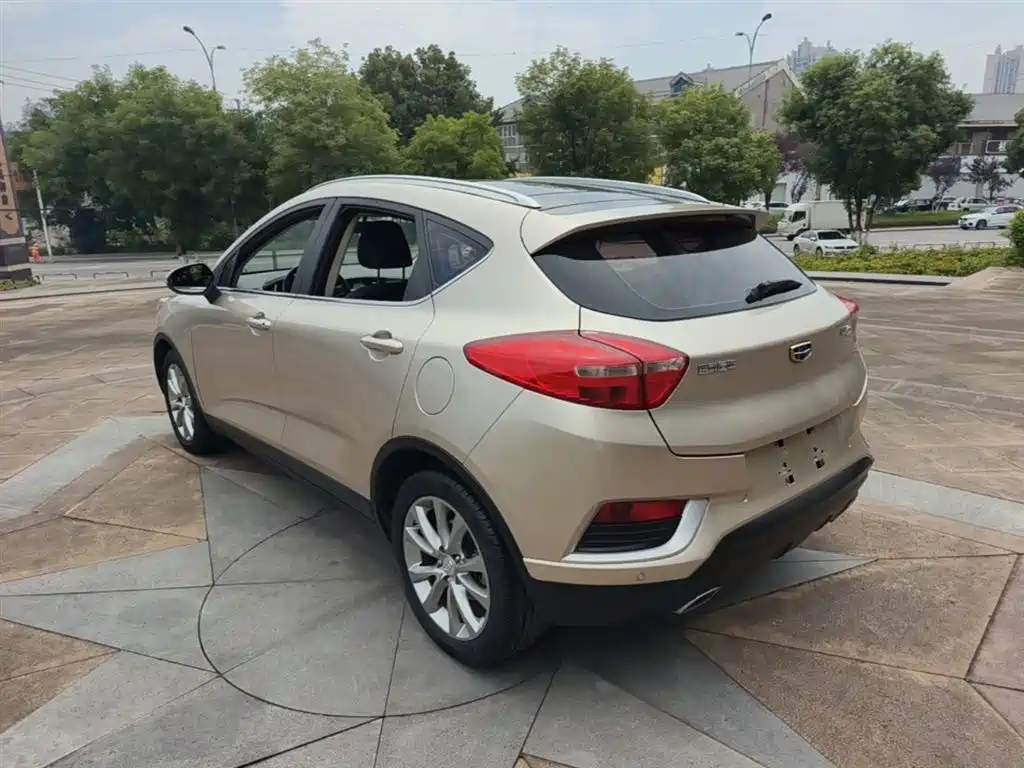 Geely Emgrand GS 2016 — фото 5