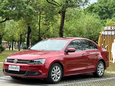 Volkswagen Sagitar 2012