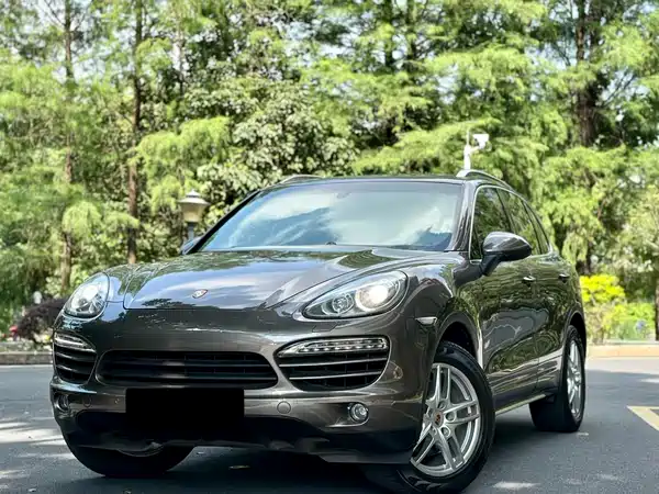 Porsche Cayenne 2014