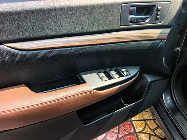 Subaru Outback 2014