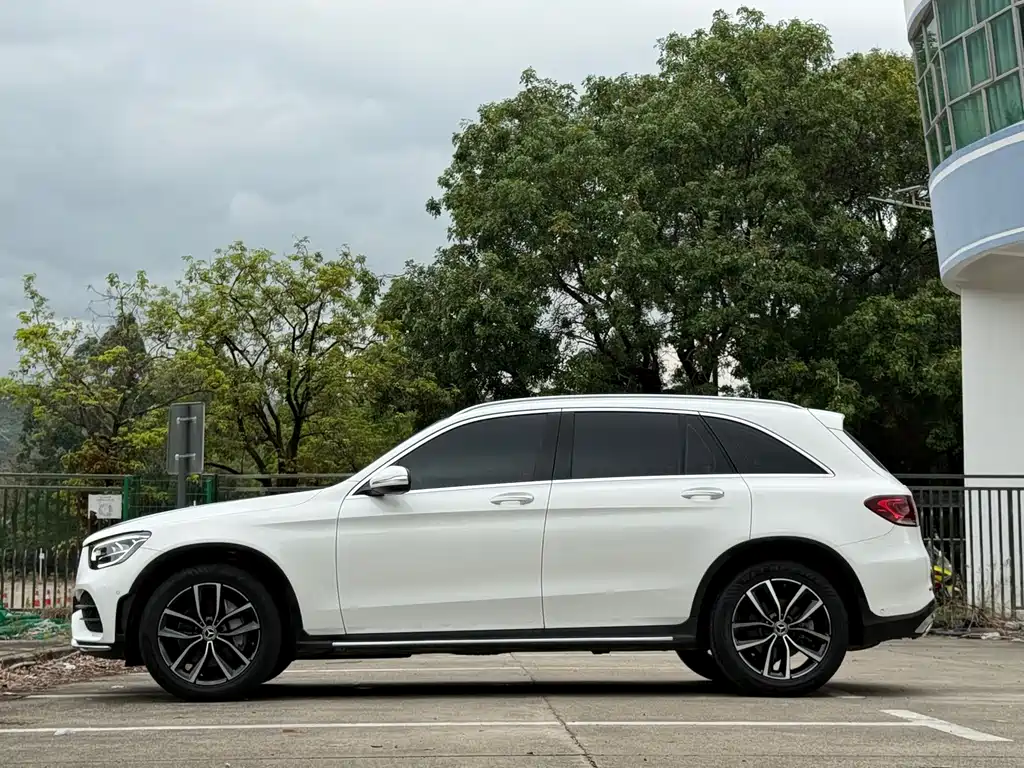 Mercedes-Benz GLC 2020 — фото 17