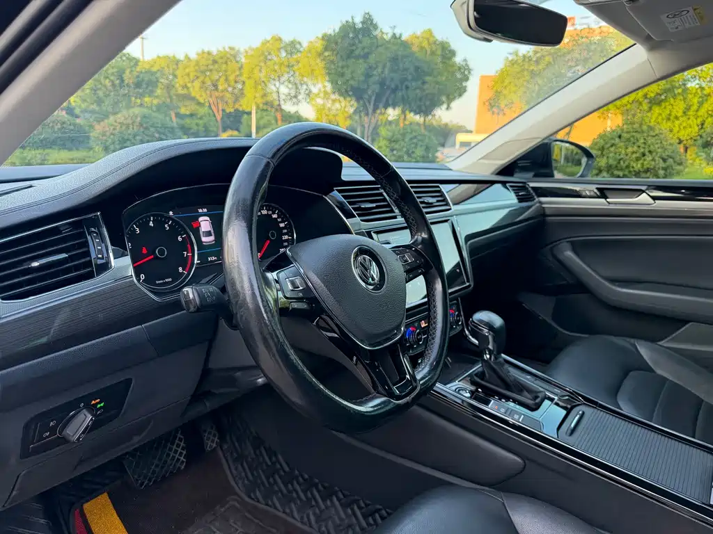 Volkswagen Phideon 2020