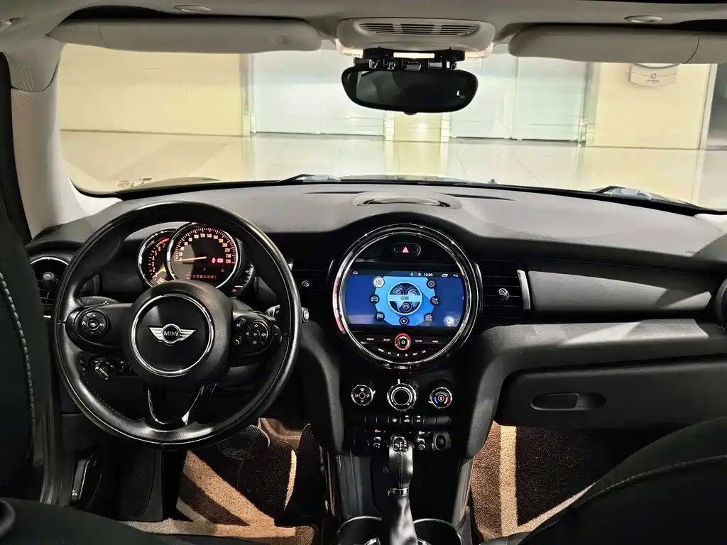 MINI MINI 2015
