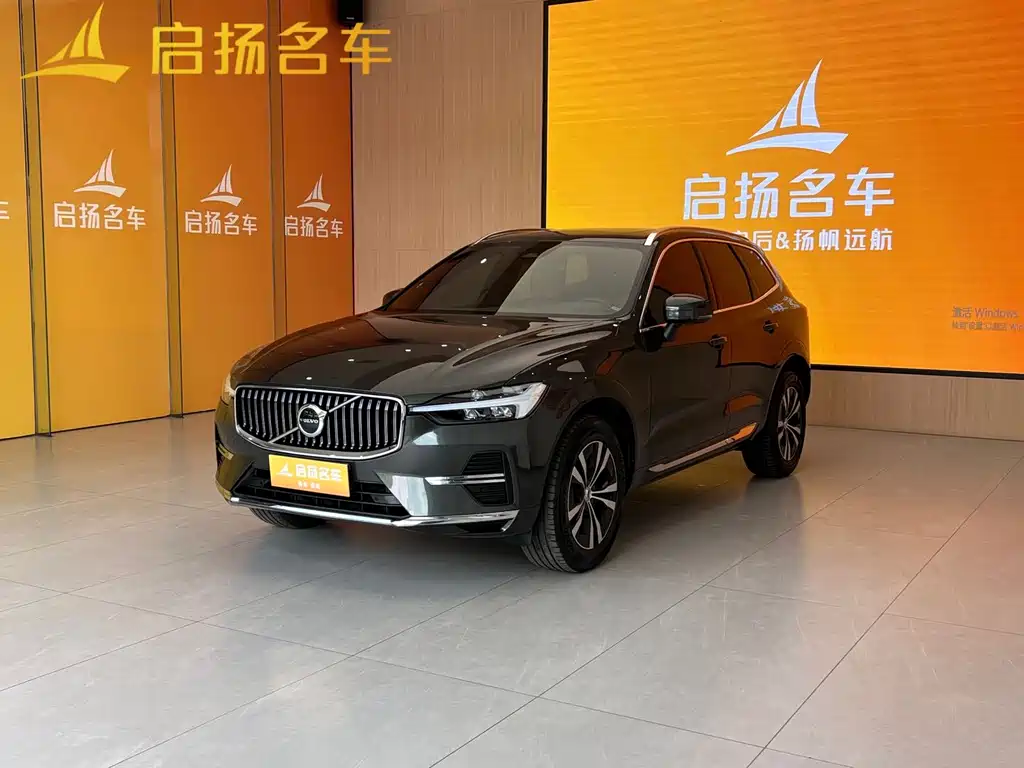 Volvo XC60 2022 — фото 2