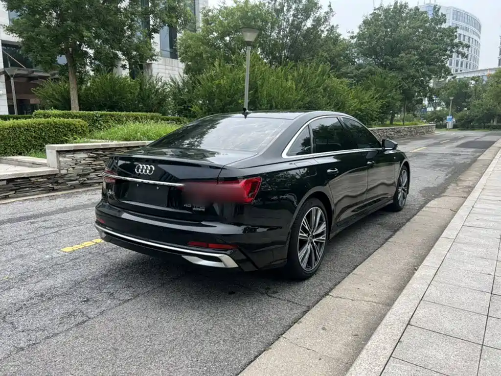 Audi A6L 2024 — фото 16