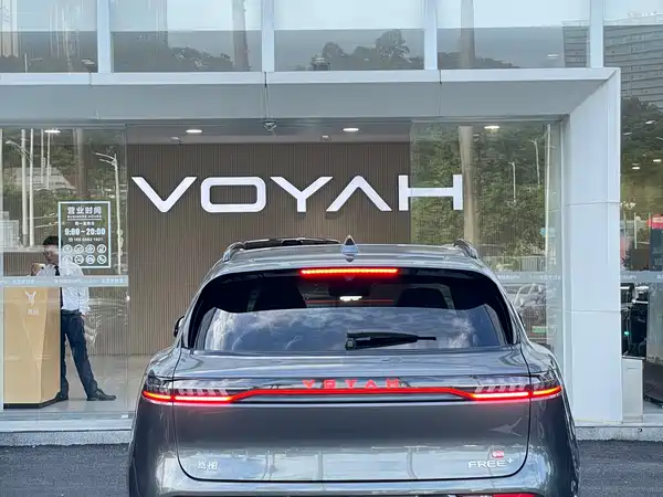 Voyah FREE 2025