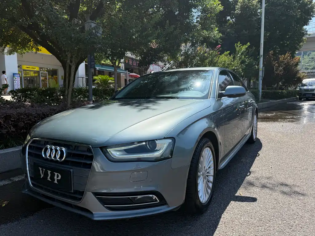 Audi A4L 2014