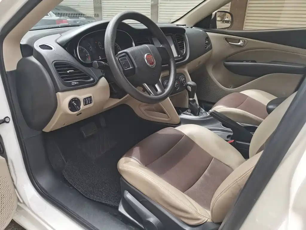 Fiat Viaggio 2014