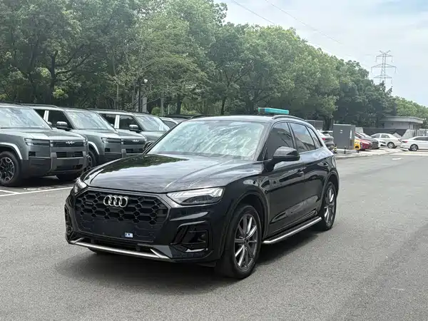 Audi Q5L 2023