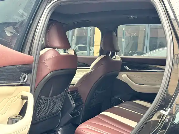 Geely Xingyue L 2022
