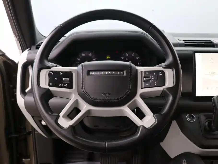 Land Rover Defender 2022 — фото 22