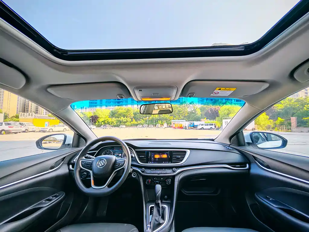 Buick Excelle 2022 — фото 10