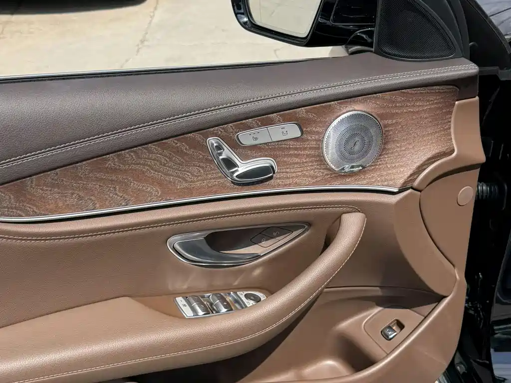 Mercedes-Benz E-Class 2021 — фото 10