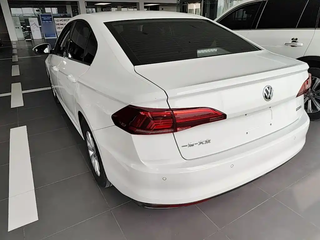 Volkswagen Bora 2020