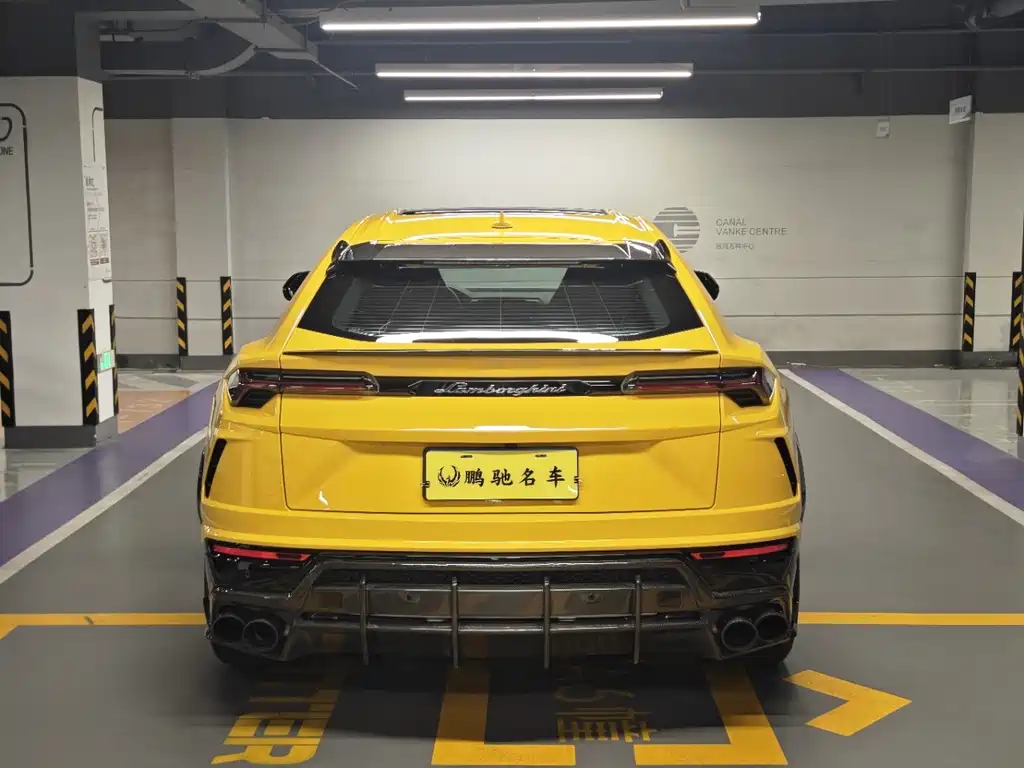 Lamborghini Urus 2022